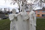 Niederösterreich 3D - Hadersdorf-Kammern - Familie mit Weintraube