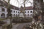 Niederösterreich 3D - Stift Heiligenkreuz - Josephsbrunnen